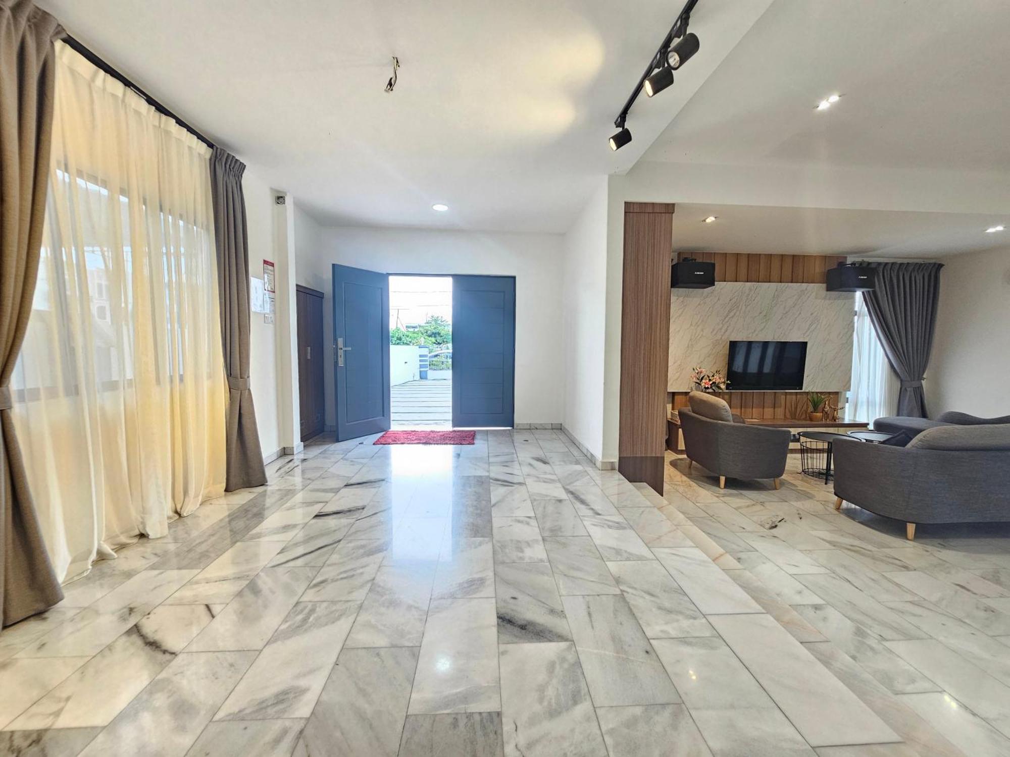 Melody Whole Or Suite Room Muar Εξωτερικό φωτογραφία