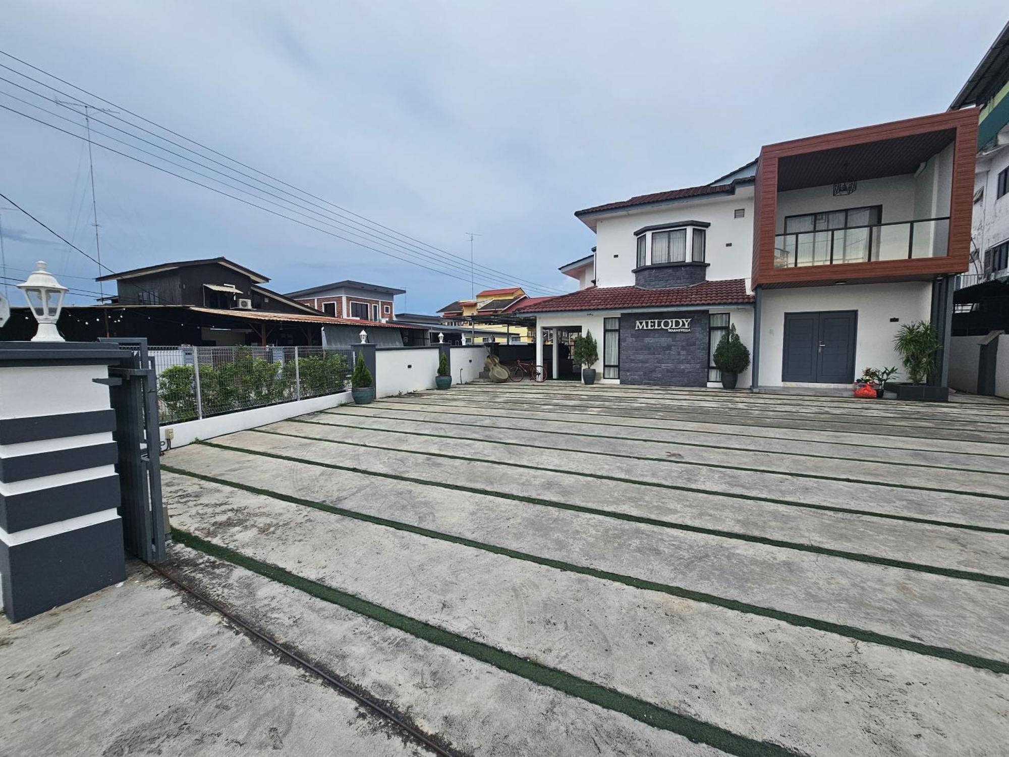 Melody Whole Or Suite Room Muar Εξωτερικό φωτογραφία